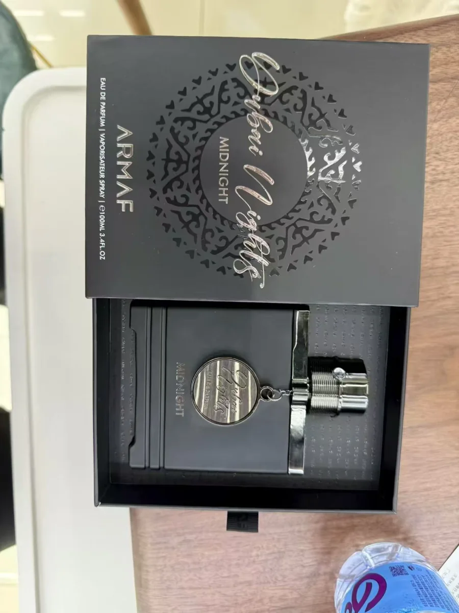 Di Bai Zhi Ye Black